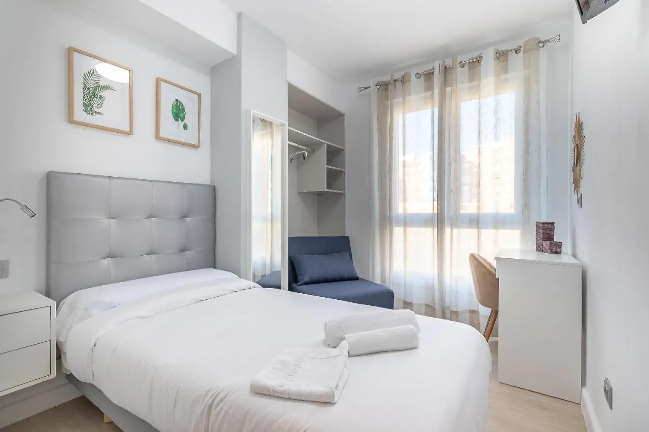 Guest house Cruces Metro Rooms Barakaldo Spain
