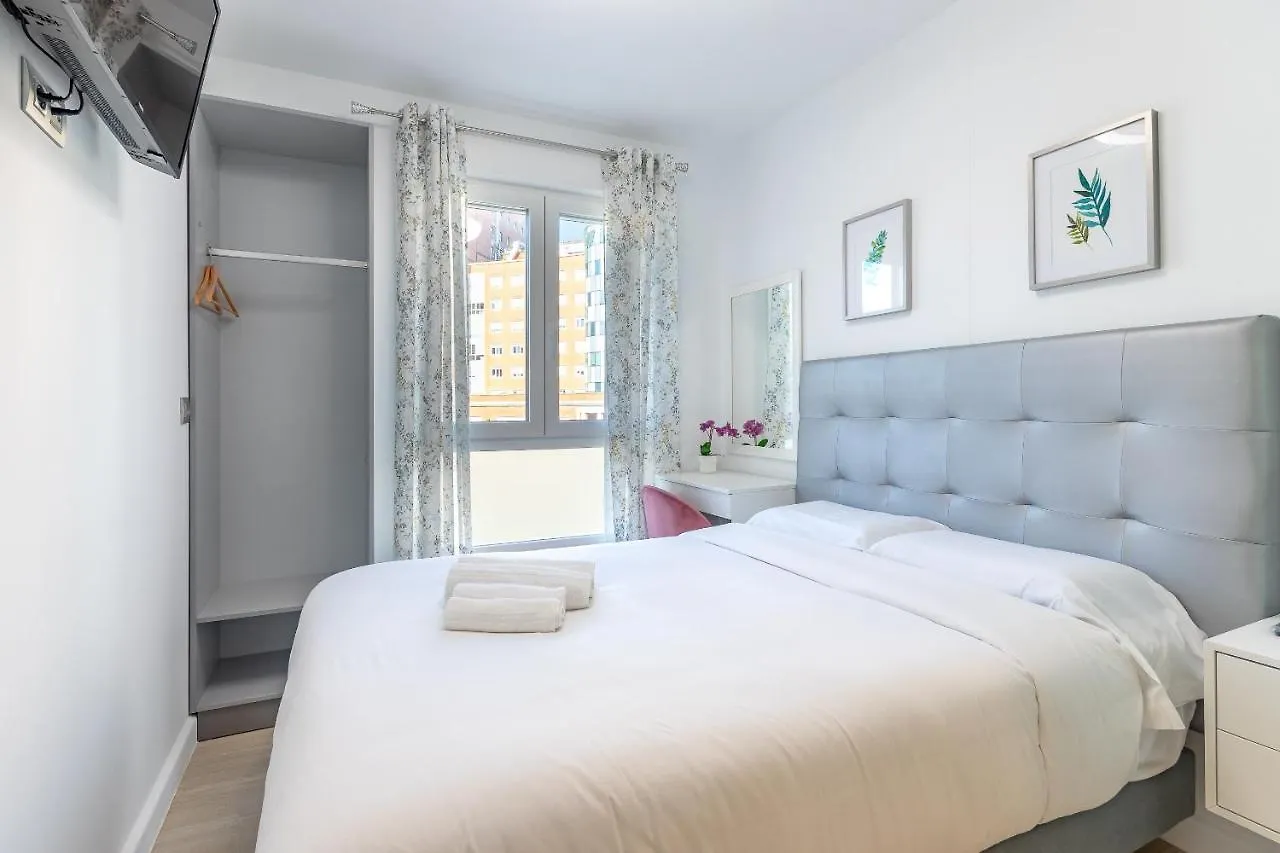 Cruces Metro Rooms Barakaldo Spain